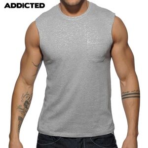 Addicted Sleeveless Pocket T Shirt XXL runs small New with tags 100% cotton